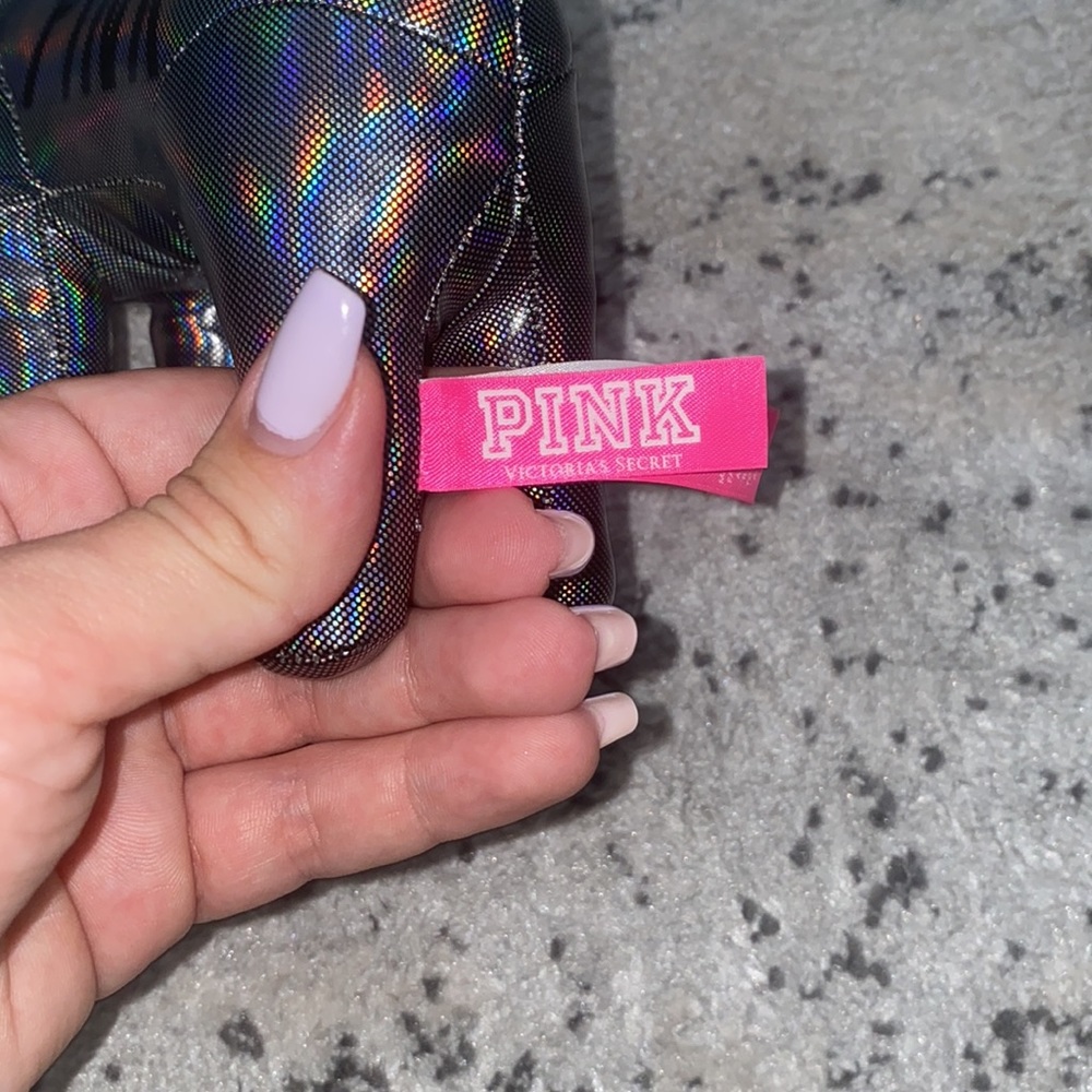 Victoria Secret PINK silver metallic holographic Dog - Picture 5 of 5